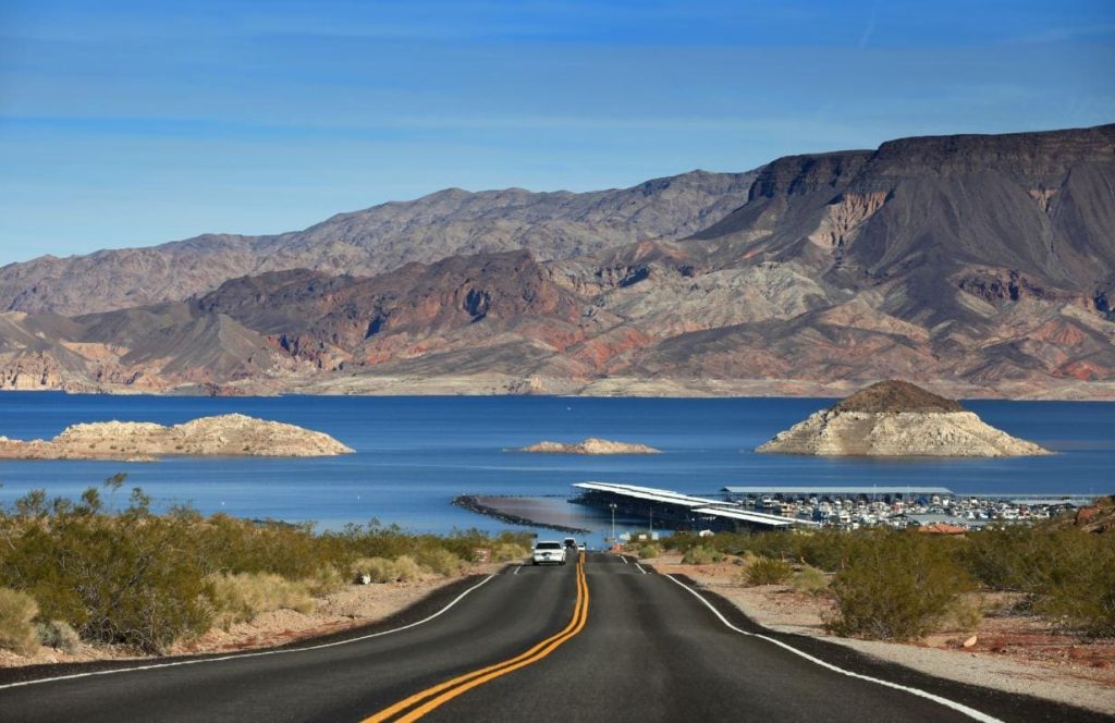 Scenic Drive To Lake Mead
