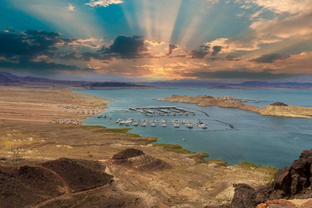 Gorgeous spring landscape at Lake Mead