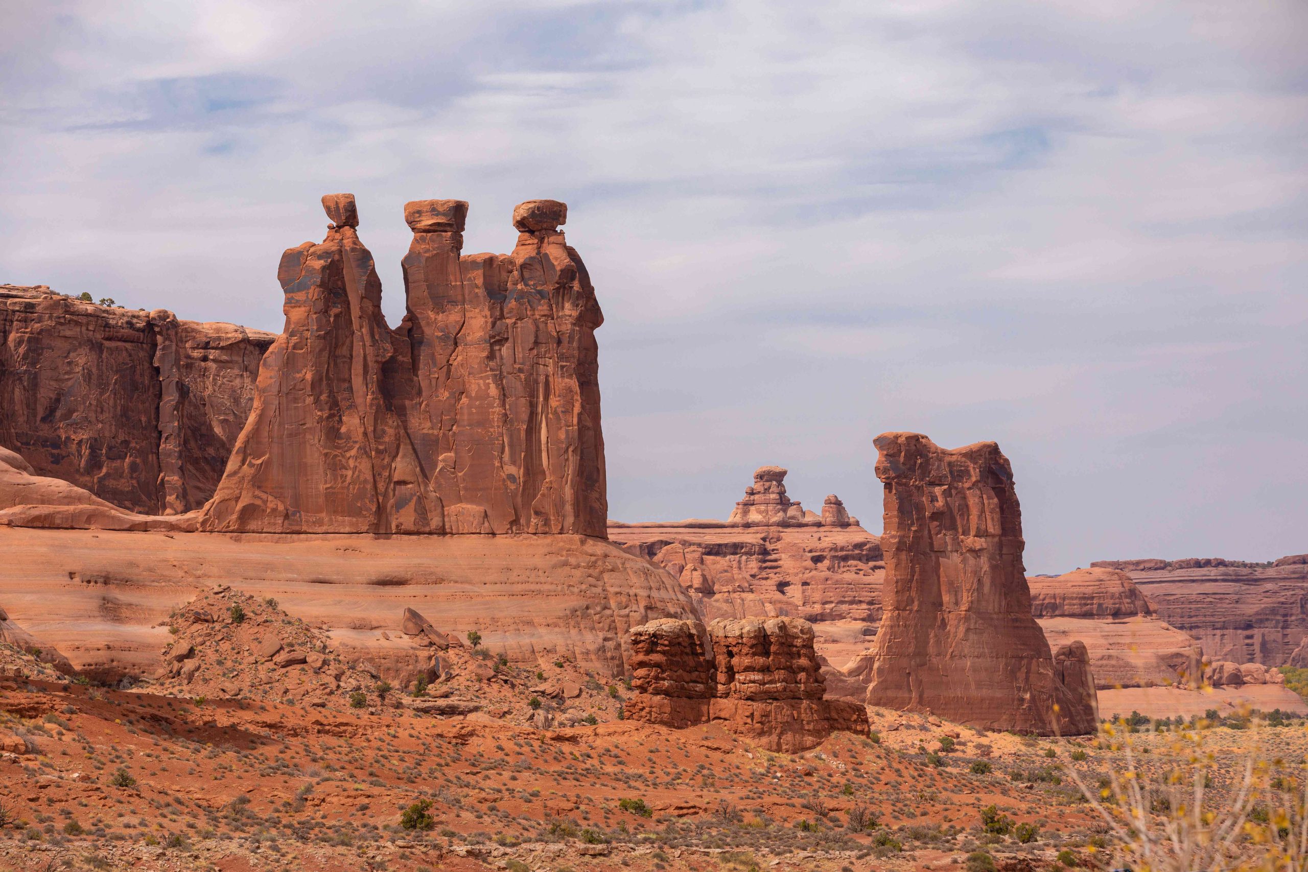 How long does it take to tour Arches National Park?
