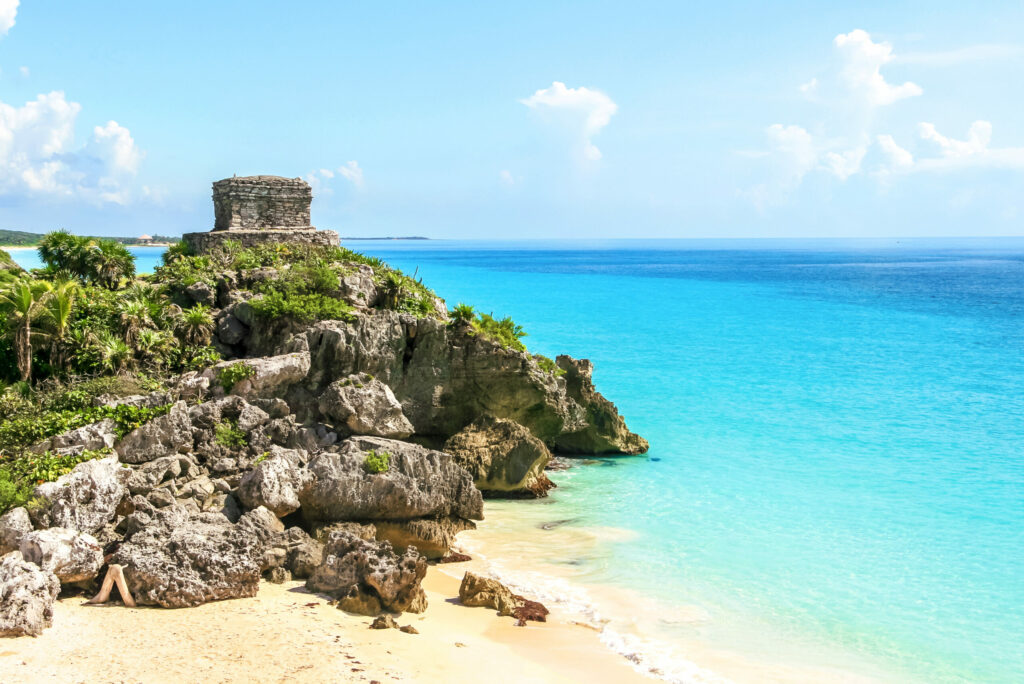 Can you take a day trip from Cancun to Tulum?