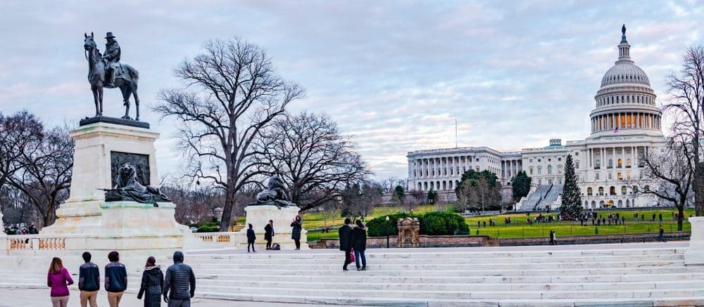 Is it easy to walk around Washington, DC?