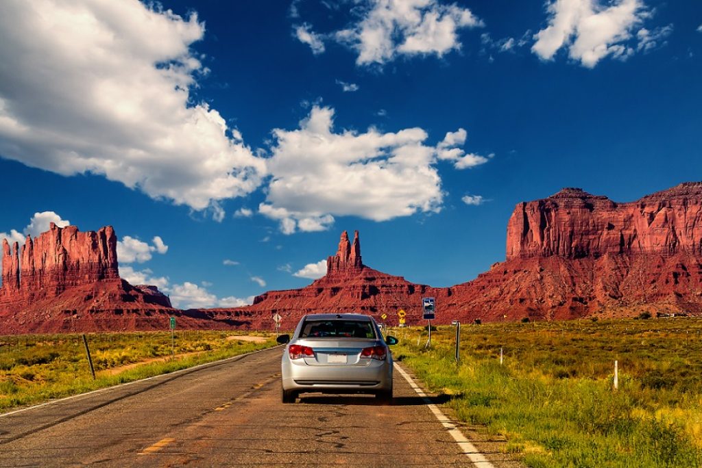 How Long Does it Take to Drive Through Monument Valley?