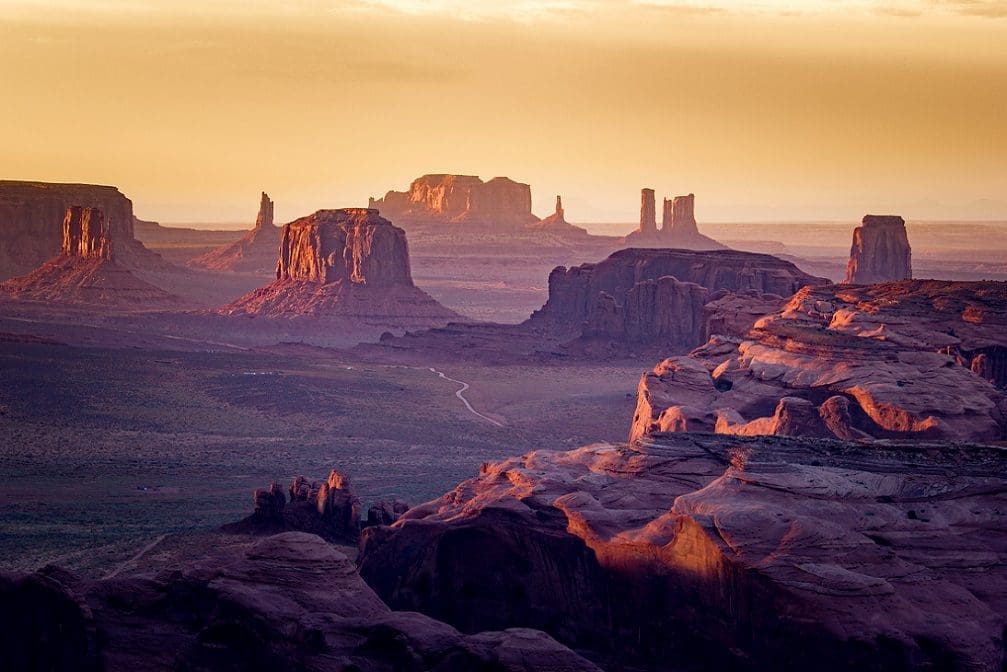 Are Tours Open in Monument Valley?