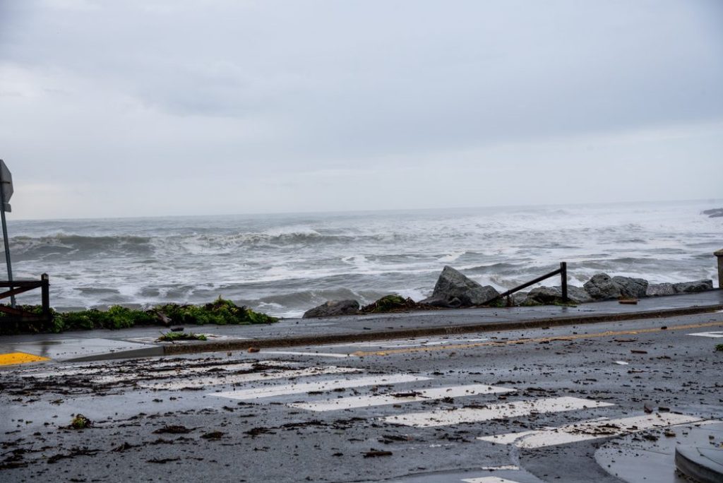What month is the rainiest in California?