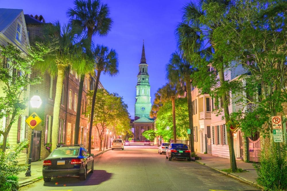 Which is better, Charleston or Savannah?