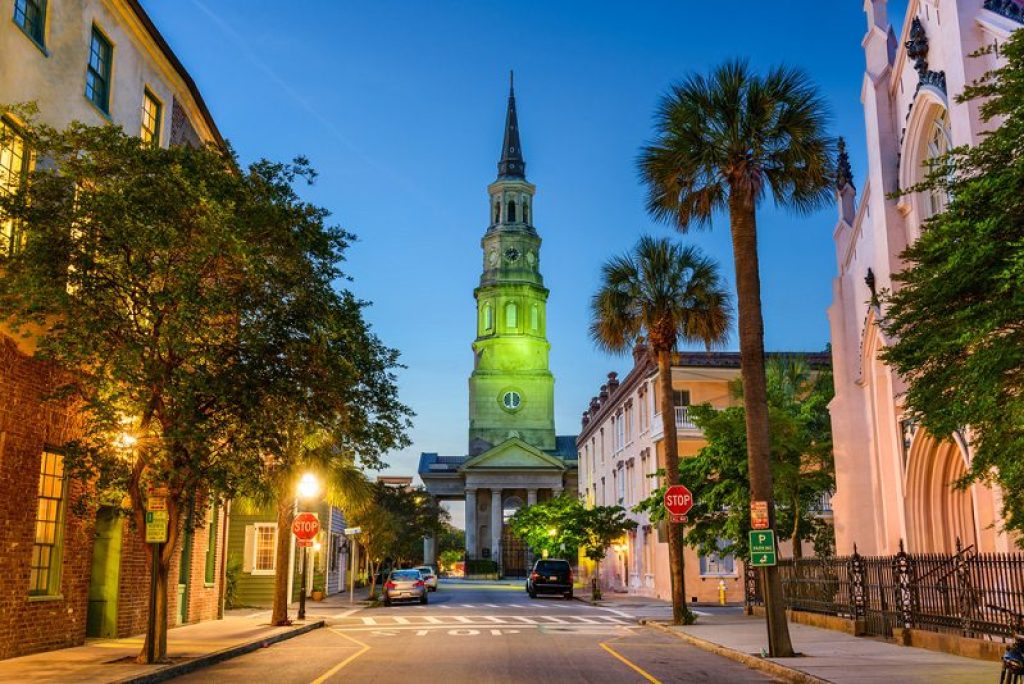 Is it worth visiting Charleston?
