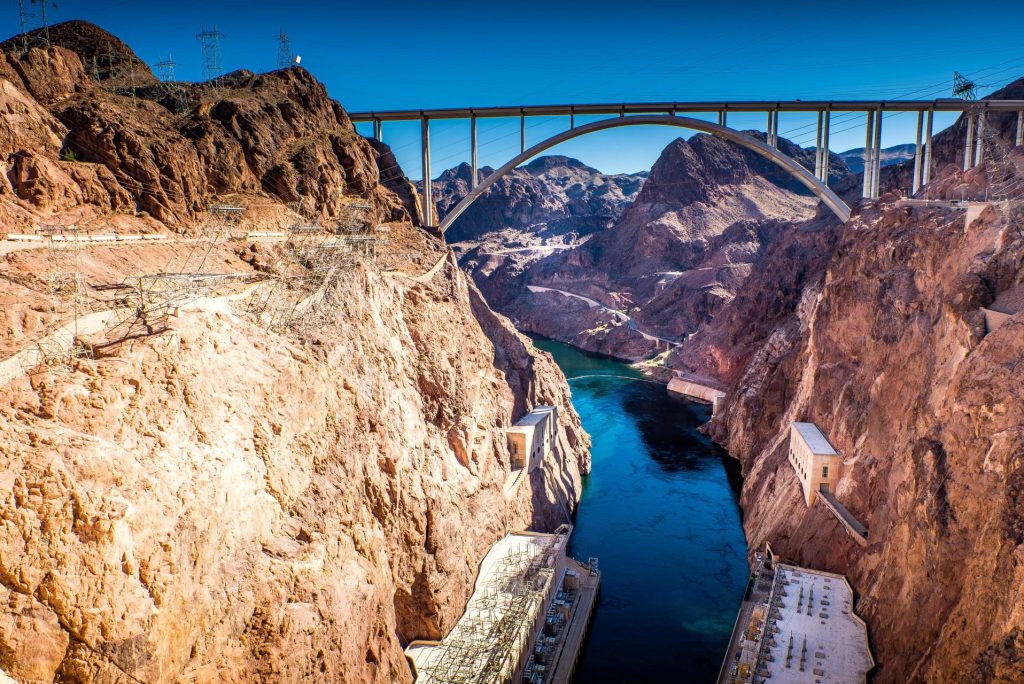Can I Walk Across the Hoover Dam For Free?