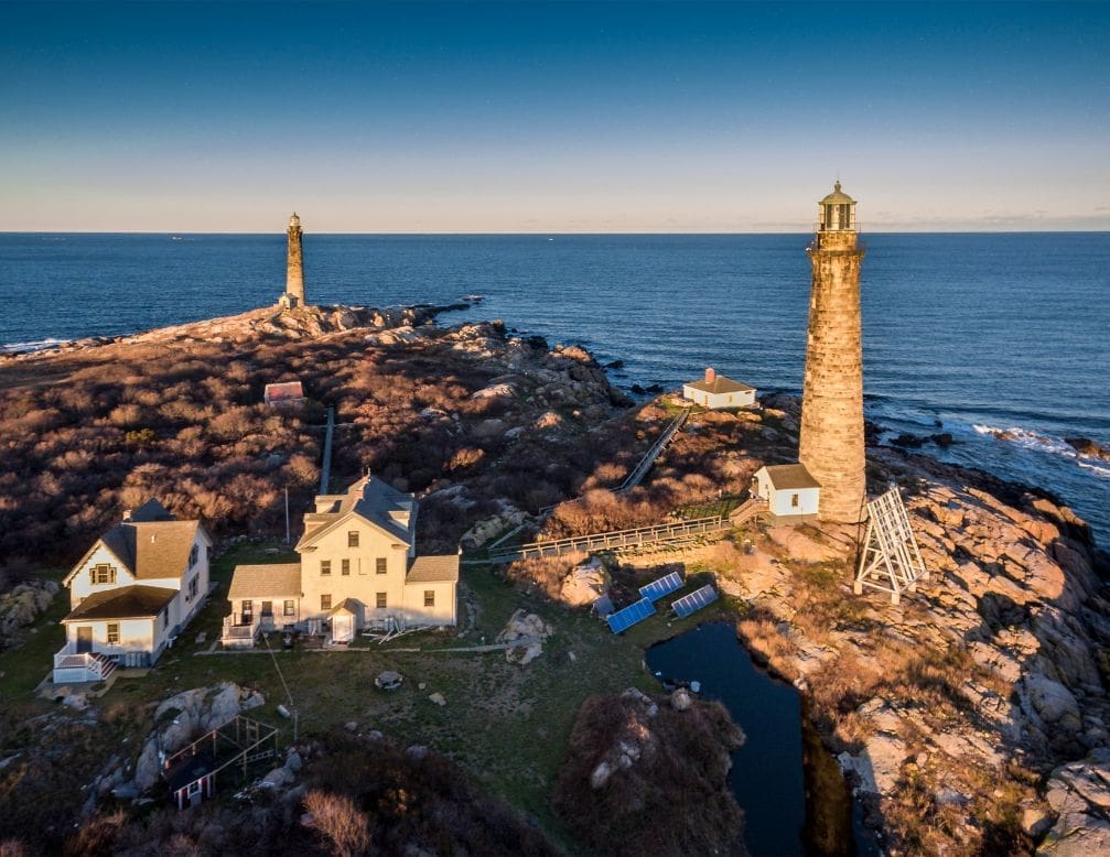 A Beacon Among Shipwrecks: Thacher Island