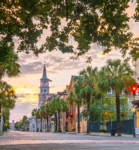 Which is better, Charleston or Savannah?