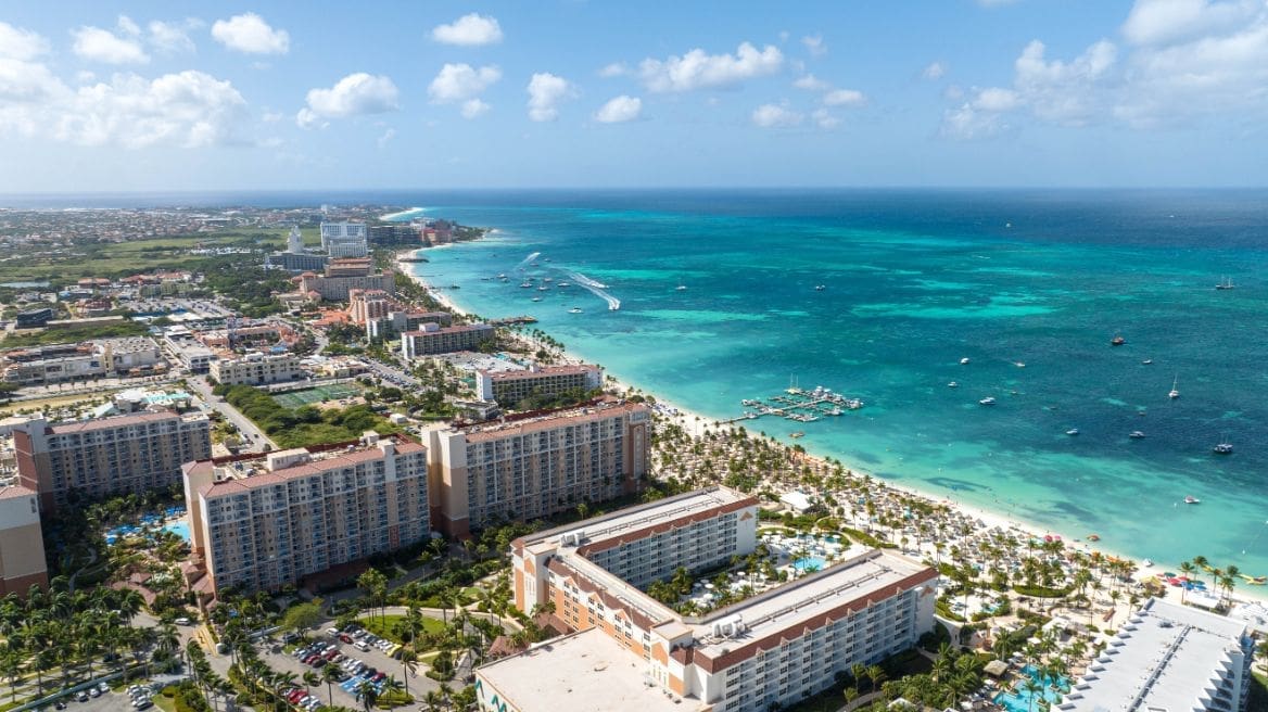 Can I Drink in Aruba?