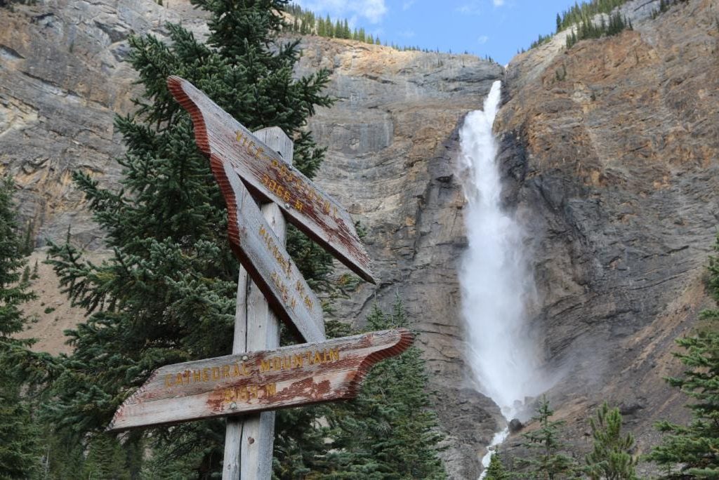 What Should I See on a Day Trip to Yoho National Park?