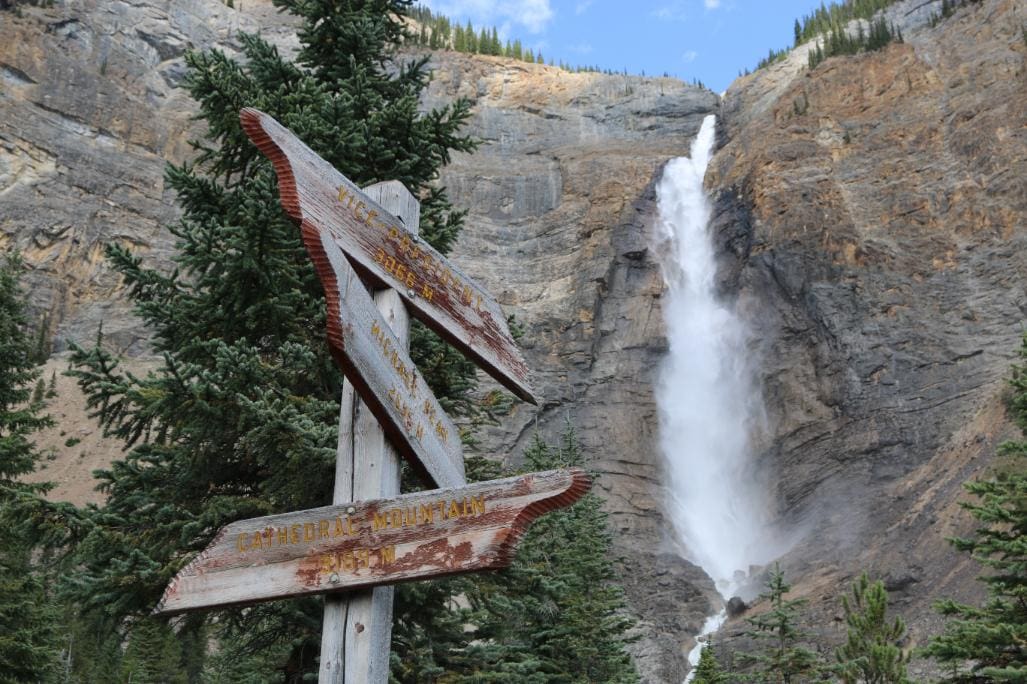 What Should I See on a Day Trip to Yoho National Park?