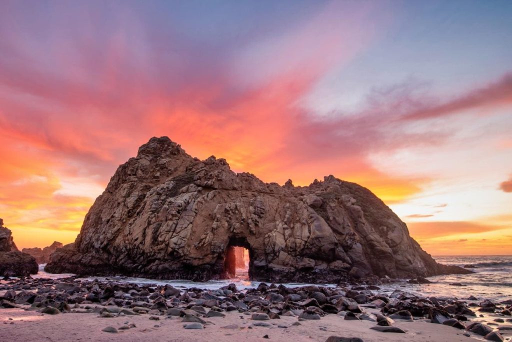 What makes Big Sur’s winter seascapes a photographer’s dream in February?