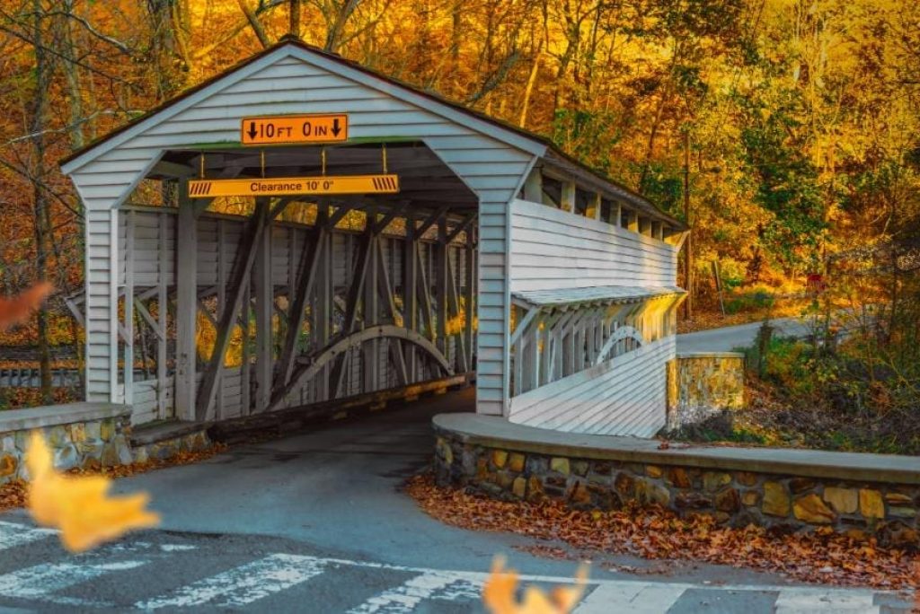 How long does it take to tour Valley Forge?