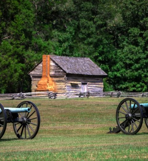What does Great Smokies have to offer in May?
