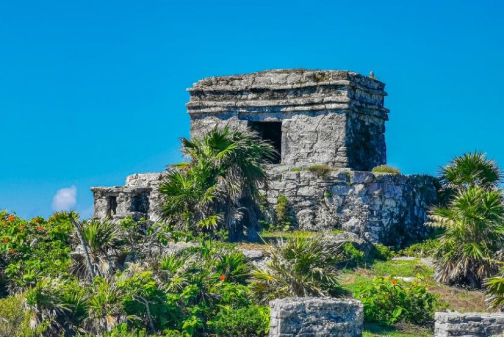 How Far Are Mayan Ruins from Cancun?