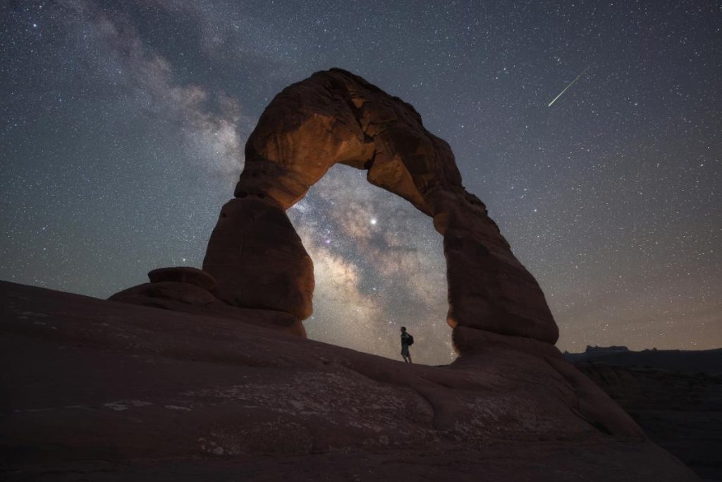 Every thing you should know about Delicate Arch at night