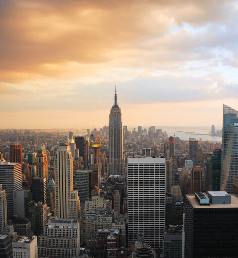 Is Wall Street good for tourists?